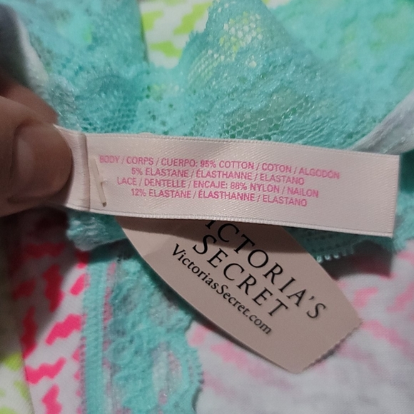 Victoria's Secret Boy Short Pantie - Picture 4 of 4